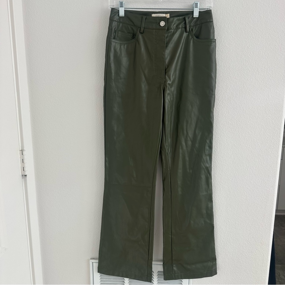 Amenah Olive Faux‎ Leather Flare Jeans Size: 1